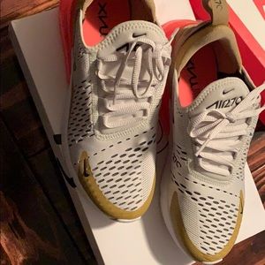 Nike Air Max 270